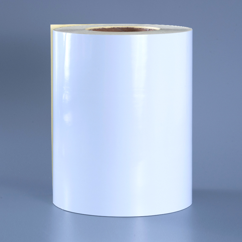 50-микронная глянцевая белая полиэфирная ПЭТ-пленка, самоклеящаяся этикетка с акриловым клеем на растворителе, большой рулон для цифровой печати