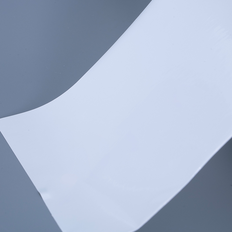 25-микронная глянцевая виниловая пленка из ПЭТ-материала для этикеток с акриловым клеем Jumbo Roll для струйной печати